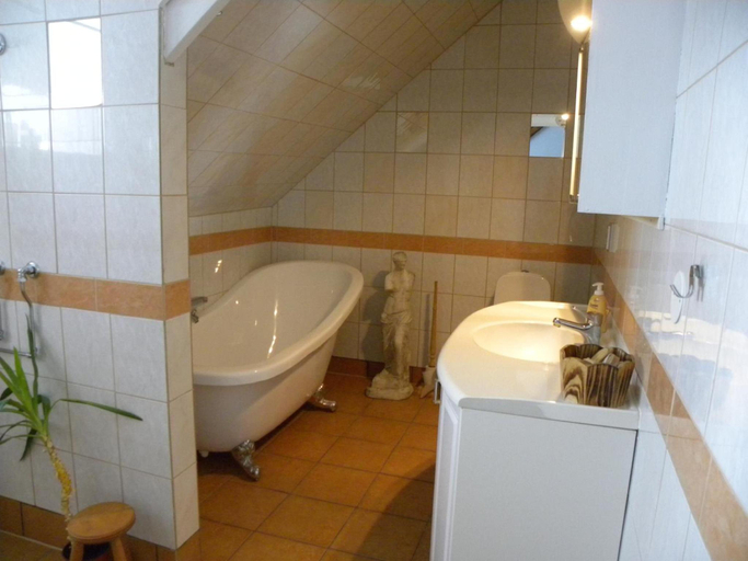 Bathroom, Gits Gard, Falkenberg