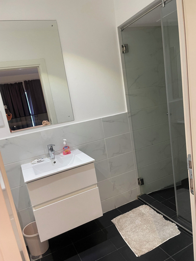 Bathroom, danny's lux home, Accra