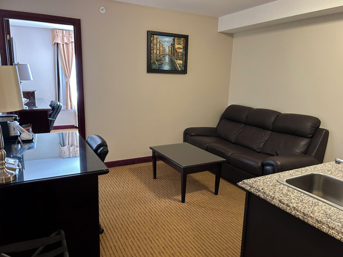 Others 5, Days Inn by Wyndham Athabasca, Division No. 13