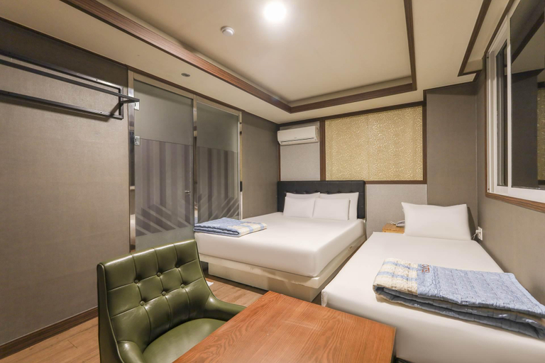 Bedroom 4, Busan Gijang Hotel FEOH, Gijang