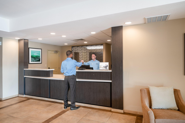 Public Area, Candlewood Suites AUBURN, Lee
