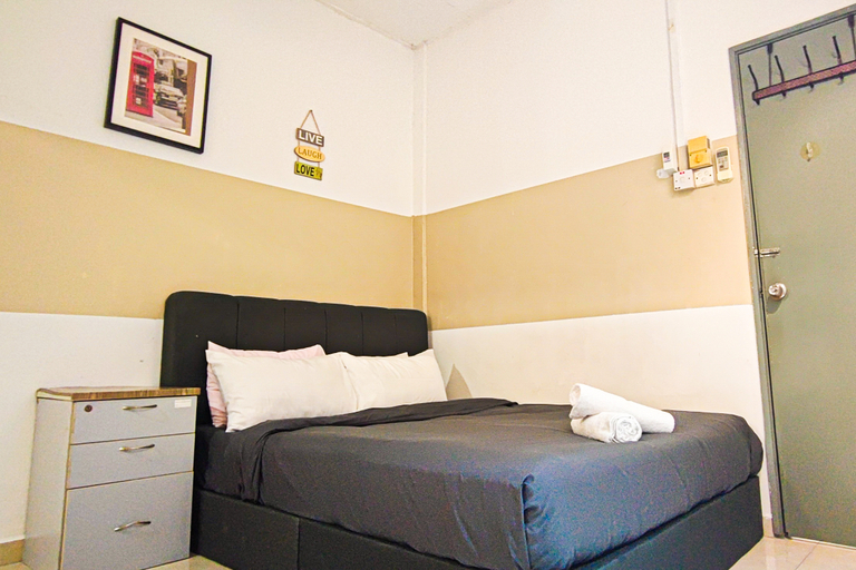 Others 5, Lovely Six-Bedrooms Home at Bandar Sunway by HCK, Subang Jaya