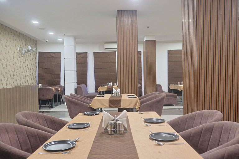 Restaurant 5, Pacific Inn Paonta Sahib, Sirmaur