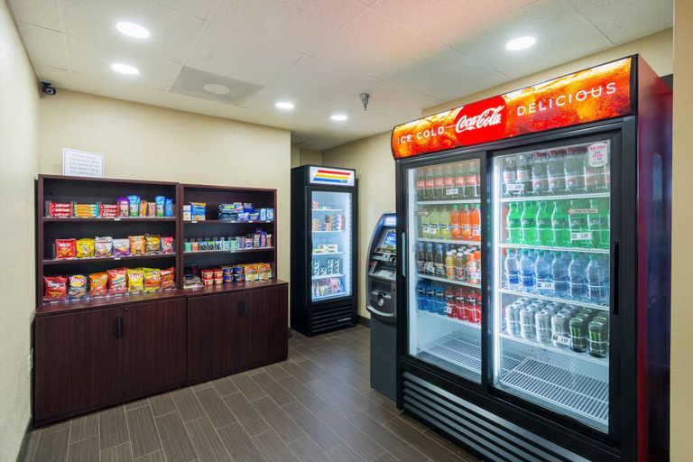 Food & Drinks 5, Comfort Inn Pensacola - University Area, Escambia