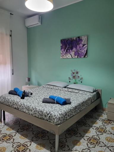 Bedroom 2, Home Sweet Home Tiburtina Station, Roma