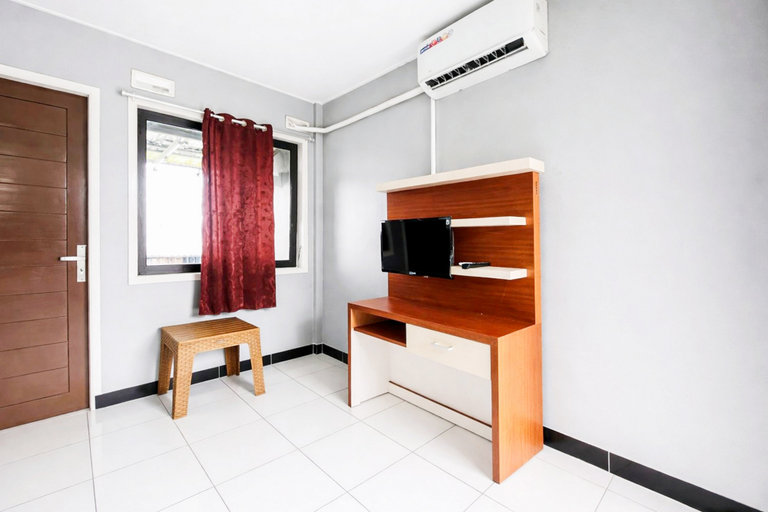Bedroom 5, RedDoorz @ Rafa Guesthouse Syariah Tasikmalaya, Tasikmalaya