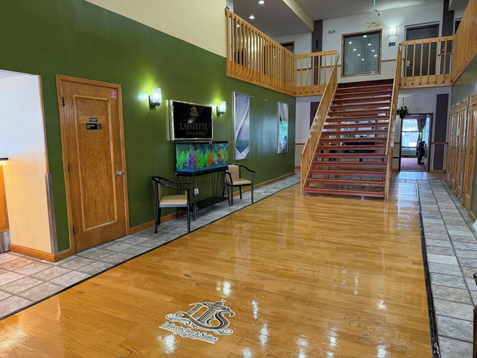 Lobby 4, Lafayette Inn & Suites, Marion