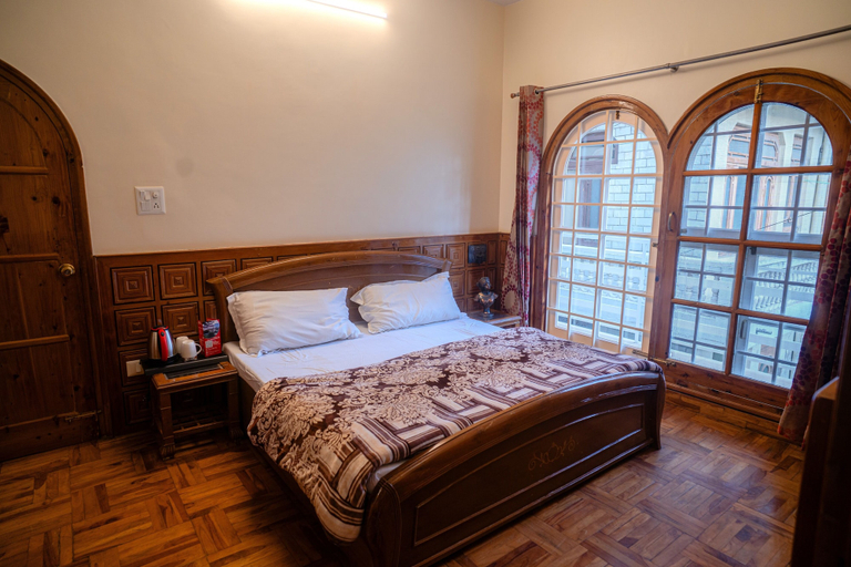 Room 4, White House By Kulut, Kullu