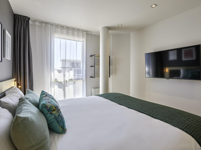 Bedroom 4, Aparthotel Adagio & Spa Vannes, Morbihan
