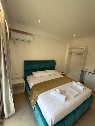 Bedroom 2, Luxury Room's by Lika, Sarandës