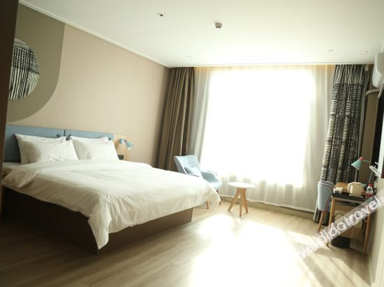 Others 2, Homeinn · neo (Linxia Central Square), Linxia Hui