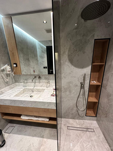 Bathroom 5, Nelover Qurtubah Hotel, Riyadh