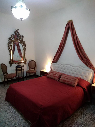 Bedroom 5, WELL COME - SANTA LUCIA, Napoli