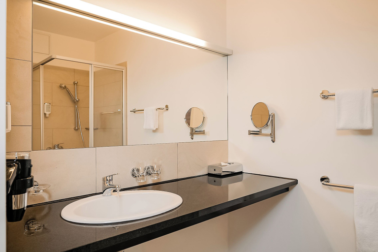 Bathroom, Fairmotel Dornbirn, Dornbirn