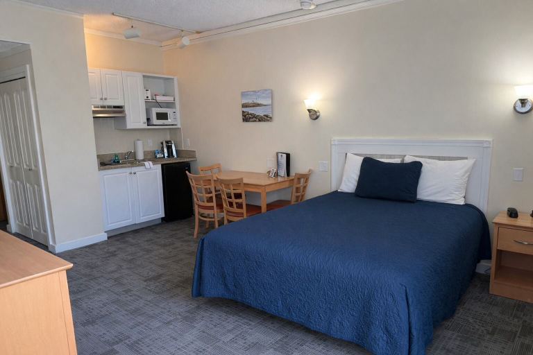 Bedroom 2, Courtyard Resort, Barnstable