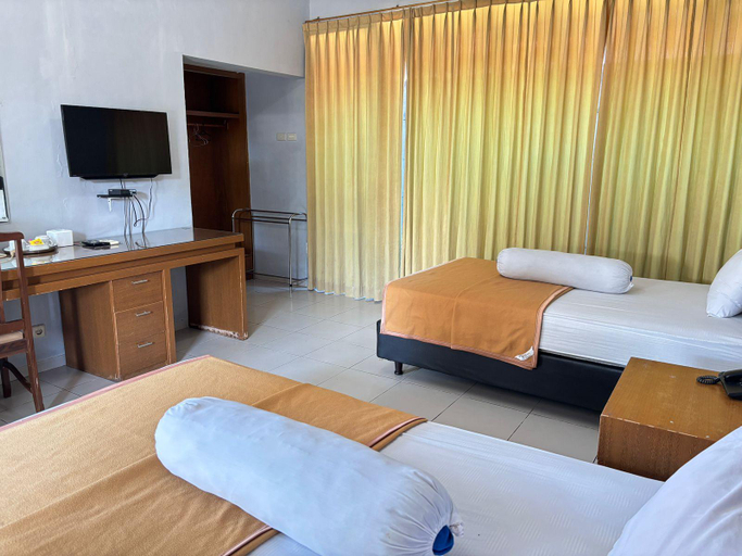 Bedroom 4, Hotel Owabong, Purbalingga