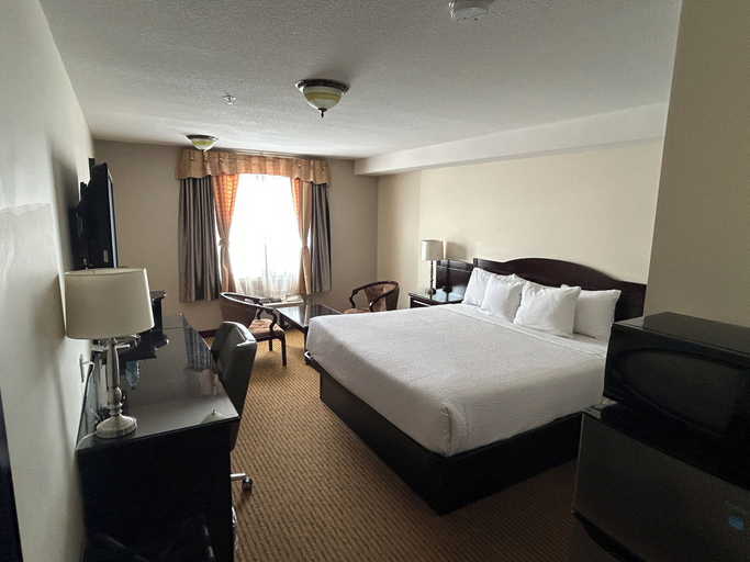Bedroom 2, Days Inn by Wyndham Athabasca, Division No. 13