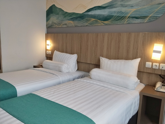 Front One Luxe Hotel Solo Room Type - Deluxe Twin Room