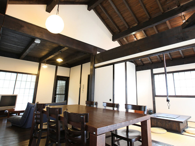Food & Drinks 3, Nagomiya Hirugano, Gujō