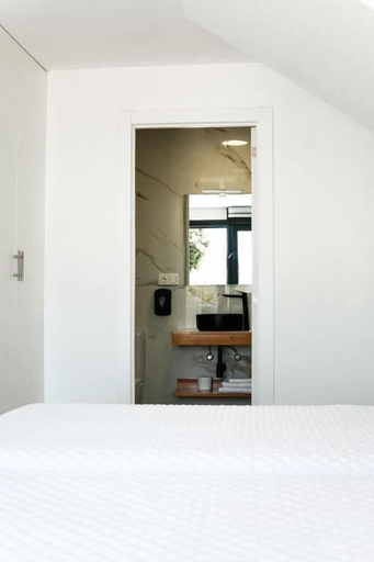 Bedroom 3, hostal montevideo, Pontevedra