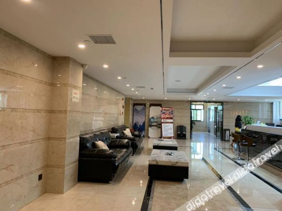 Others 2, Yuehe Smart Hotel, Xiangxi Tujia and Miao