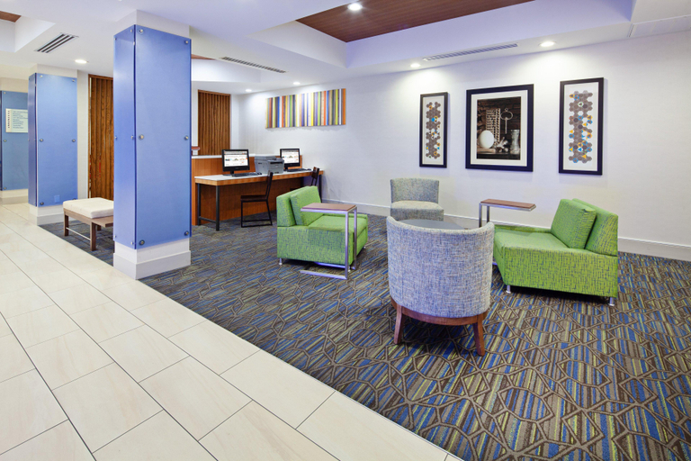 Public Area 4, Holiday Inn Express & Suites CLOVIS-FRESNO AREA by IHG, Fresno