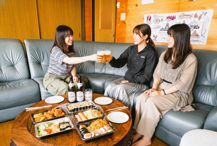 Food & Drinks 2, Super Henro Inn, Nahari