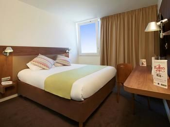 Others 3, ibis Styles Alès Centre Cévennes, Gard