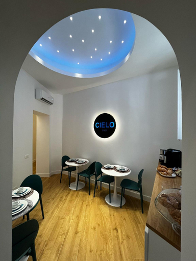 Others 5, Cielo B&B, Crotone