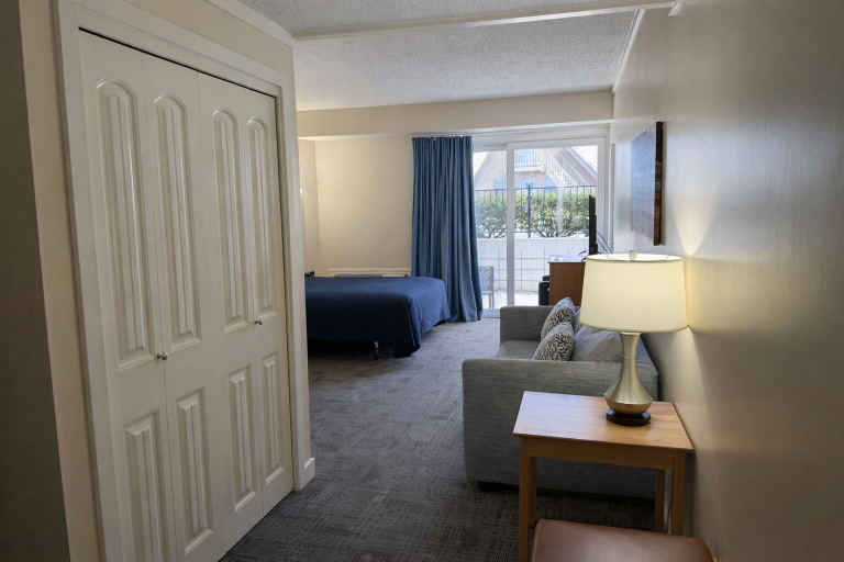 Others 5, Courtyard Resort, Barnstable