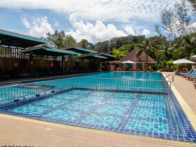 Sport & Beauty 4, Naiyang Park Resort, Phuket Island