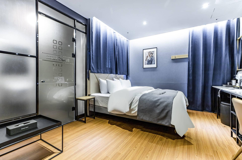 Bedroom 3, Triple 8 Hotel, Geum-cheon