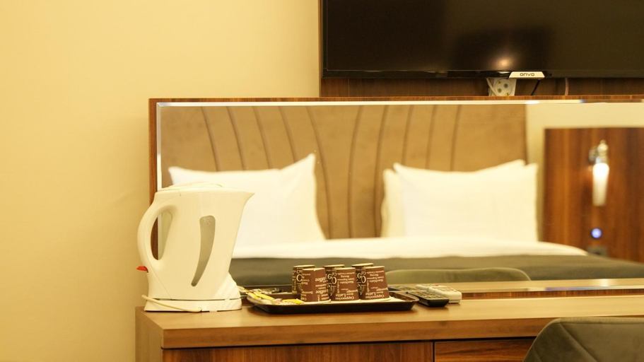 Bedroom 3, GRAND KRONE HOTEL, Çınarcık
