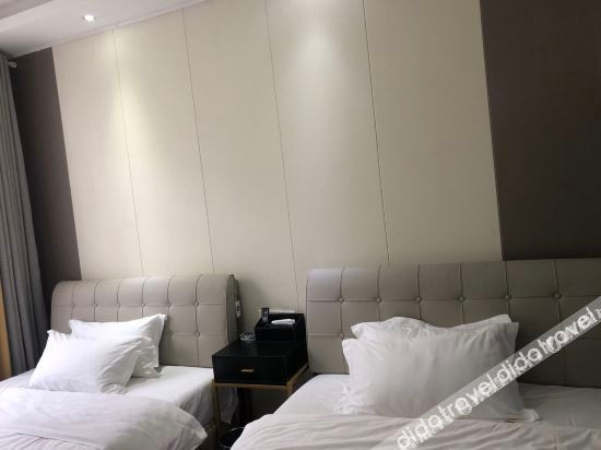 Others 3, Aimer hotel, Meishan