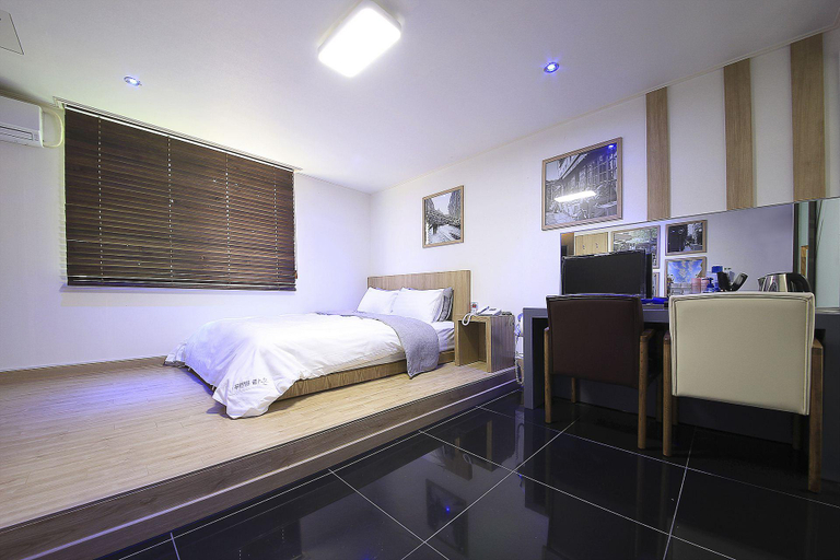 Bedroom 4, Yangju Raon Motel, Yangju