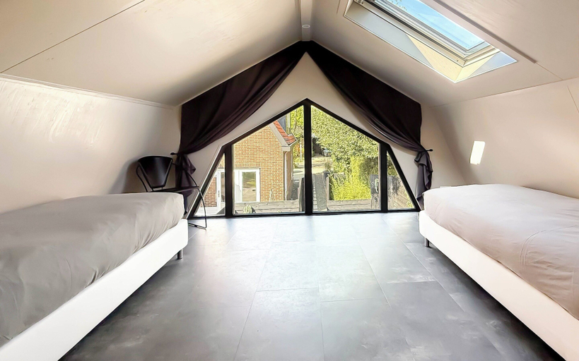 Room 3, Modern Forest Home Near Beach, Bergen