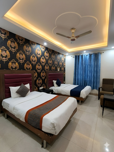 Room 3, Taksh Grand Stays, Delhi