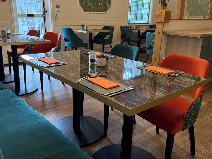 Food & Drinks 5, Royal Sportsman Hotel, Gwynedd
