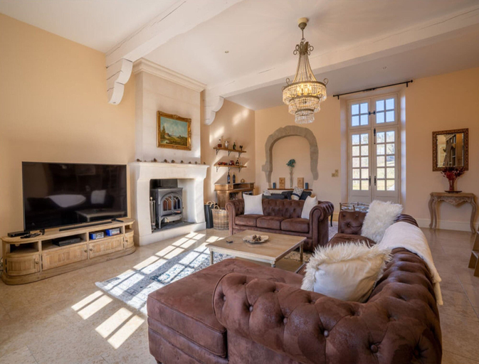 Living room 5, French Villa With Pool & Games Room, Tarn