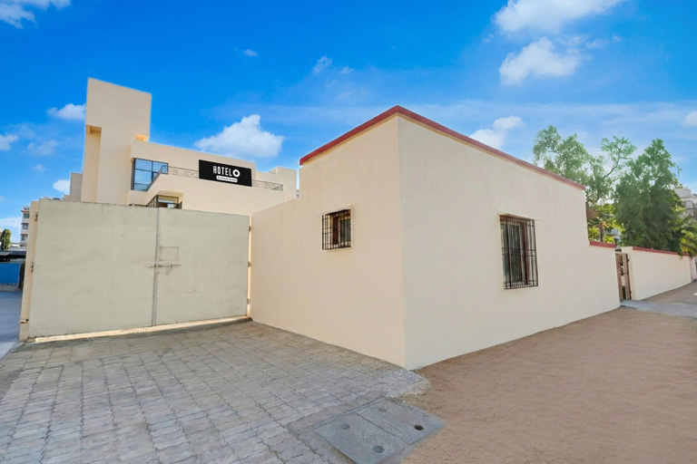Exterior 2, Deluxe Hotel Jay Shankar, Navsari