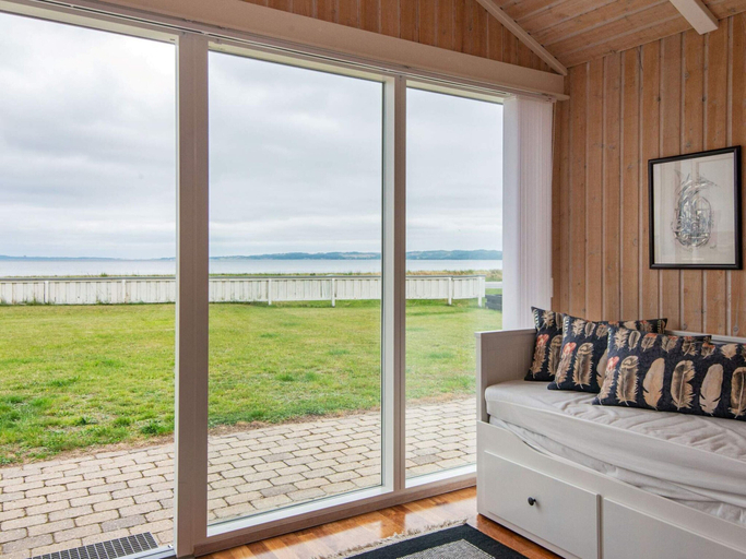 Others 4, 4 Star Holiday Home in Ebeltoft, Syddjurs