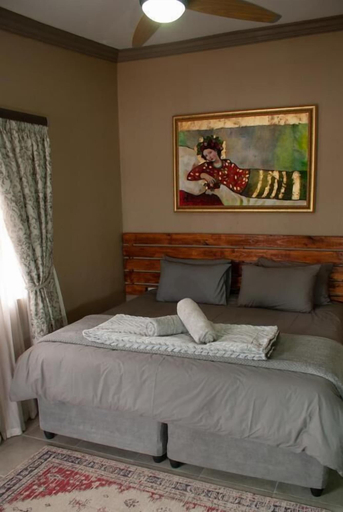 Room 3, Casa de la Presa 4, Capricorn