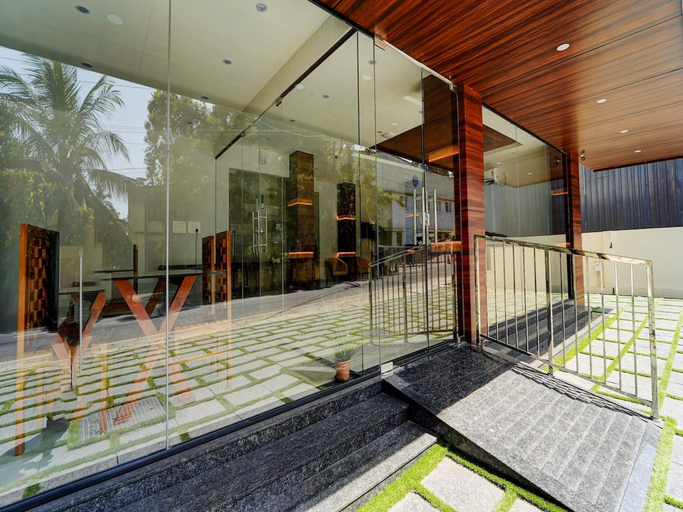 Reception 5, Deluxe Super Townhouse Oak Cochin, Ernakulam