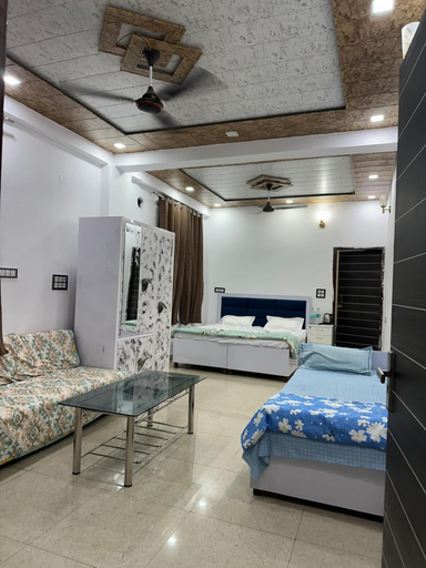Room 4, The Luxe Haven, Sonipat