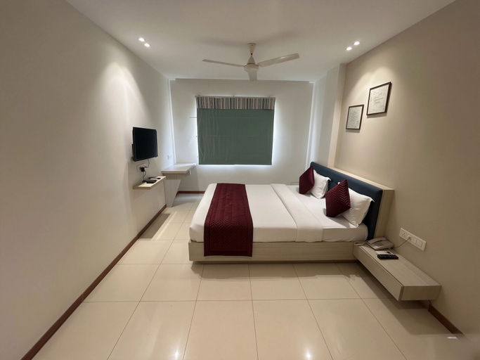 Room 2, Shree Omkar Hotel, Indore