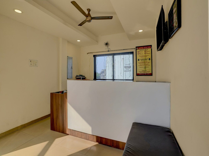 Reception 3, Hotel O Vapi Gidc Zion Inn, Valsad