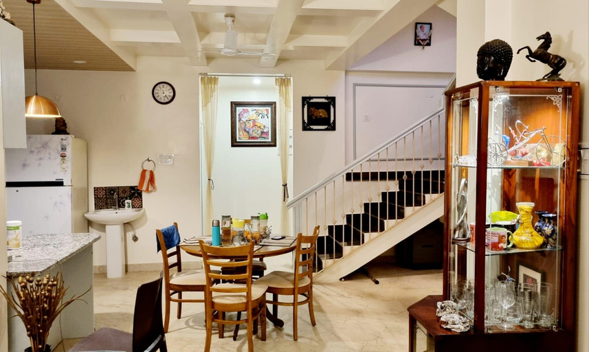 Food & Drinks, Sona Villa, Kamrup Metropolitan