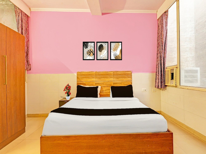 Room 2, Deluxe Hotel Dhruv, Rewari