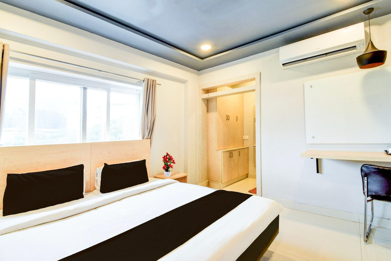 Room 5, Deluxe With Twin Bed Super Townhouse, Hyderabad