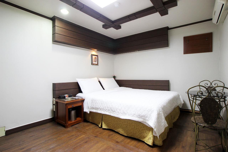 Bedroom 4, Yeosu Las Vegas, Yeosu